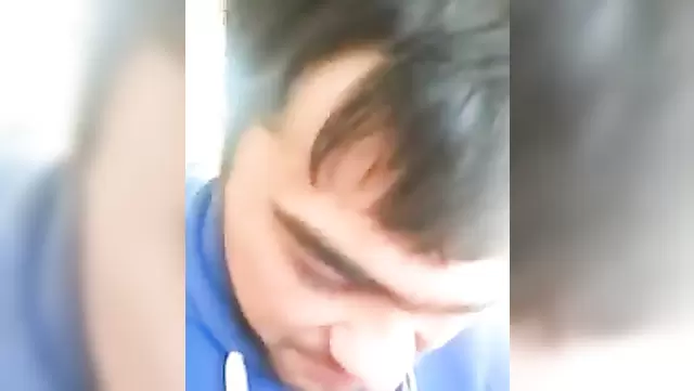 Özbek oğlan kızla yalama yaptı.